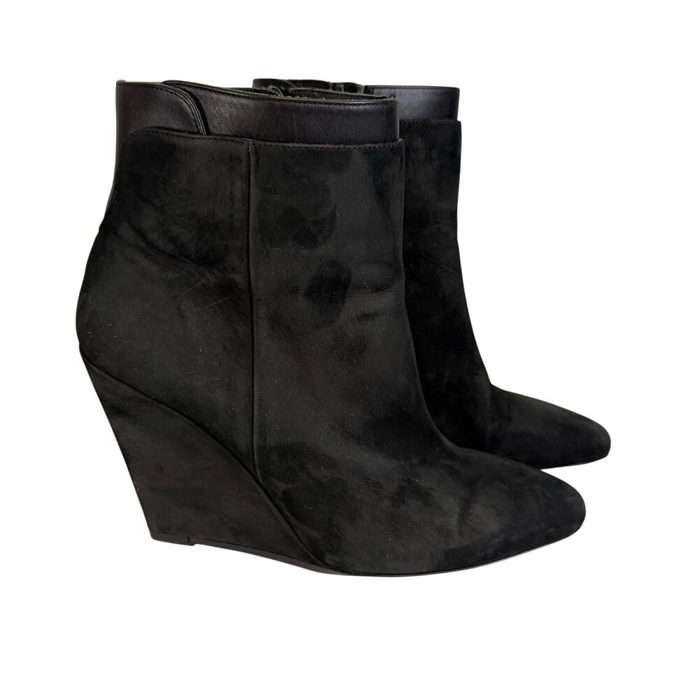 Vince Ludlow Wedge Ankle Boots Women 7 Black Suede Leather Zip Pointed Toe Italy